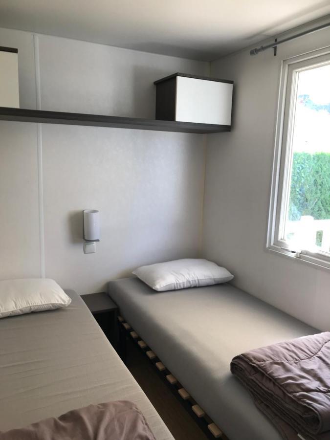 Campingplatz Mobil 6 Personnes Dans 5*